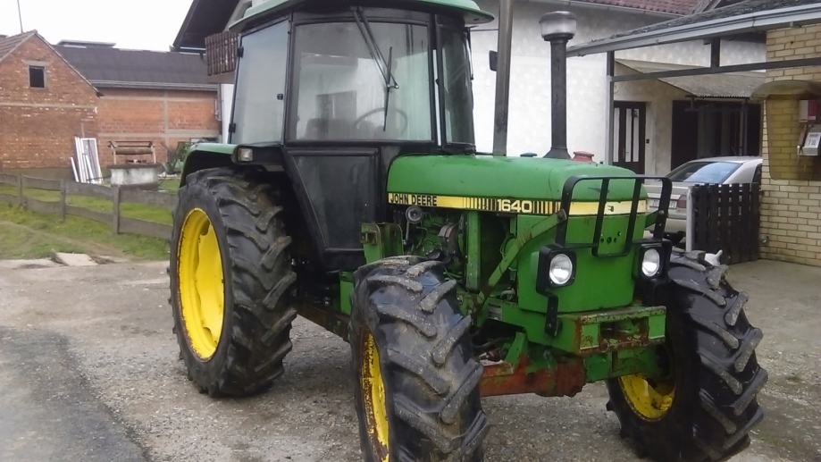 JOHN DEERE 1640