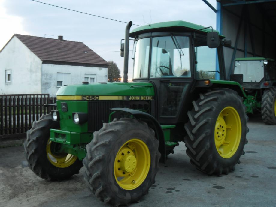 JOHN DEERE 2450