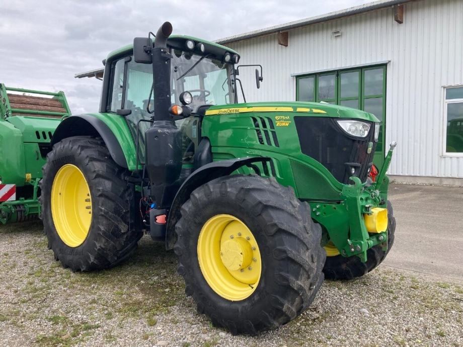 John Deere 6175M