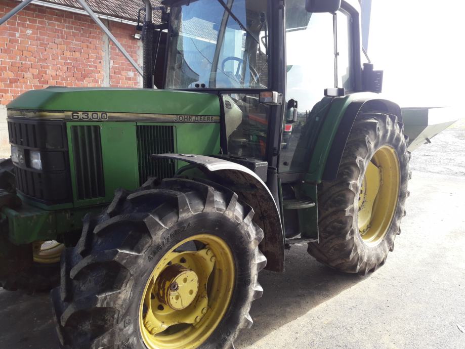 John Deere 6300