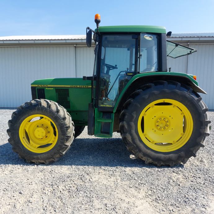 John deere 6300