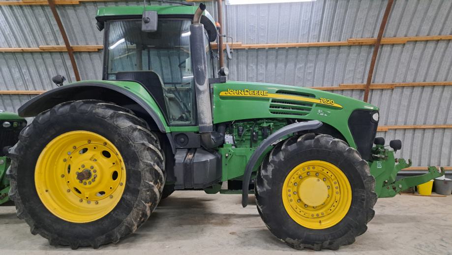 John deere 7820,