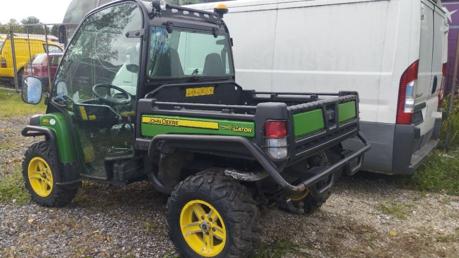 JOHN DEERE GATOR XUV 855D