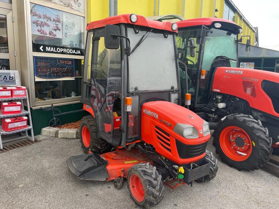 KUBOTA BX2350 HST