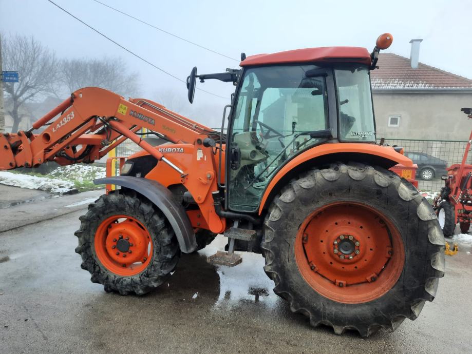 KUBOTA M8540 CAB 36/36 sa Prednjim Utovarivačem