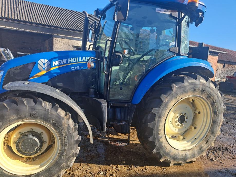 New Holland TD5 115