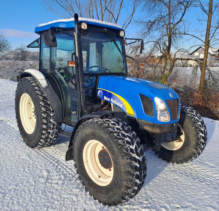 New Holland TN85D,2008.GOD,KLIMA 40KM/H