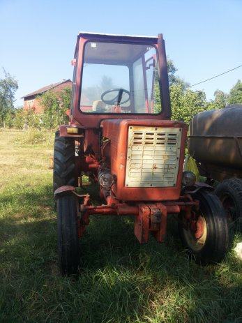 Prodajem odličan traktor Vladimirec.okolica Daruvar,automatska kuka