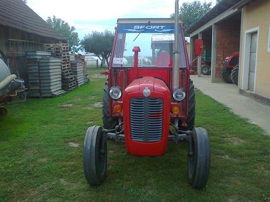 Prodajem traktor IMT 539 DLI...