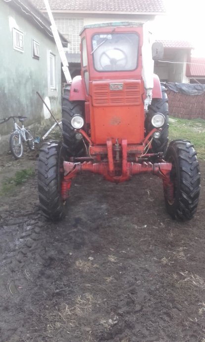 Traktor Belarus T40