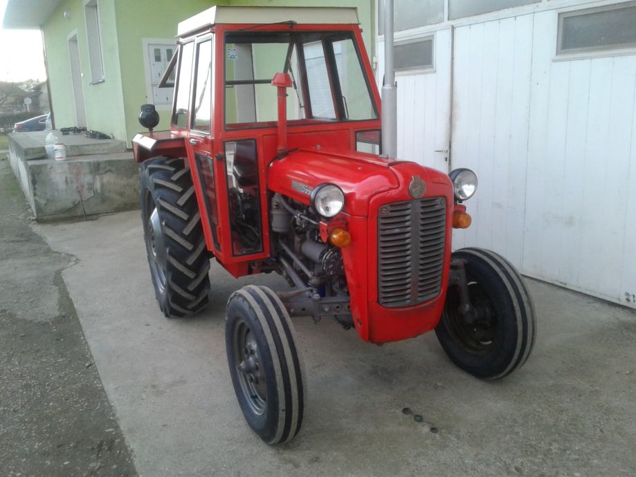 Traktor Imt 539 Sa Kabinom 0881