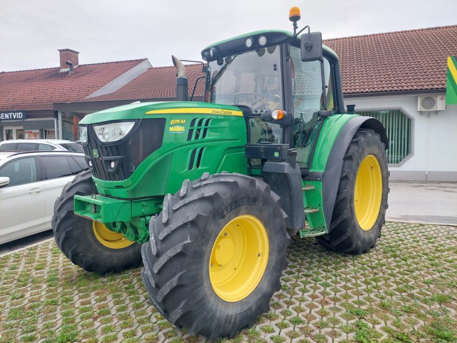 TRAKTOR JOHN DEERE 6115M