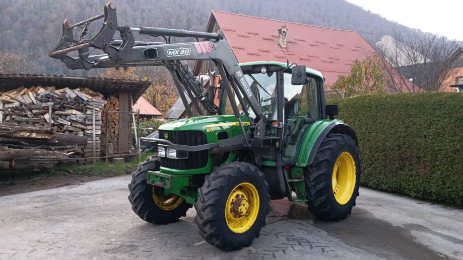 TRAKTOR John Deere 6130 - 85 KONJEV - 40 KM/H - KLIMA -NAKLADAČ -MX80