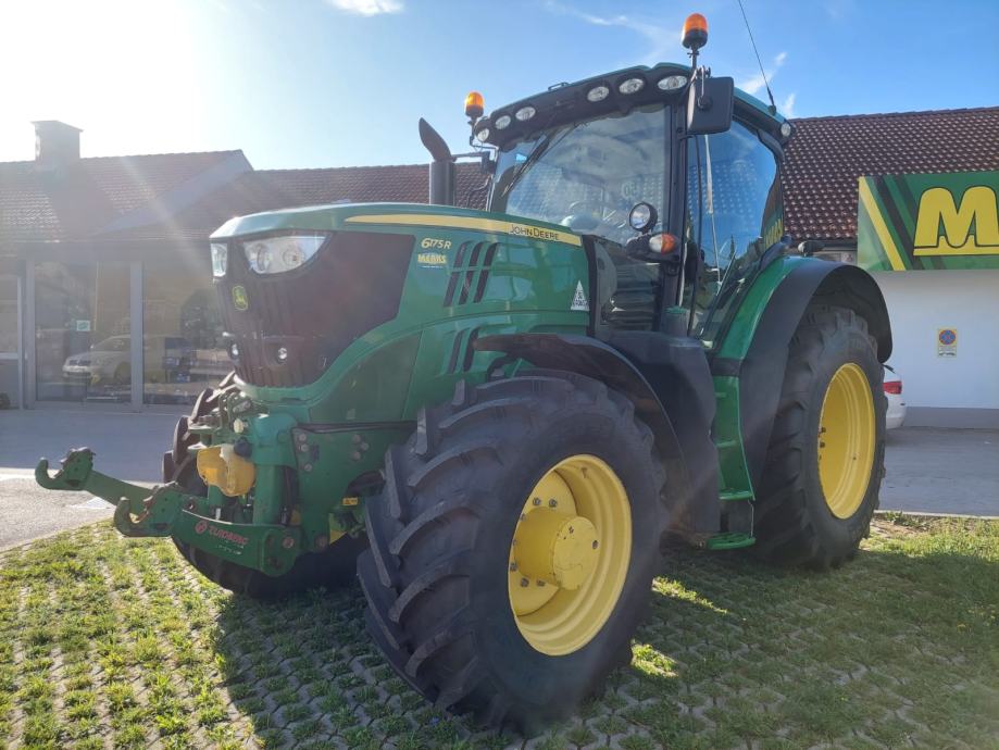 TRAKTOR JOHN DEERE 6175R