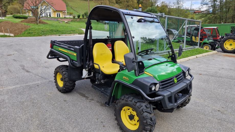 TRAKTOR JOHN DEERE GATOR XUV 855D