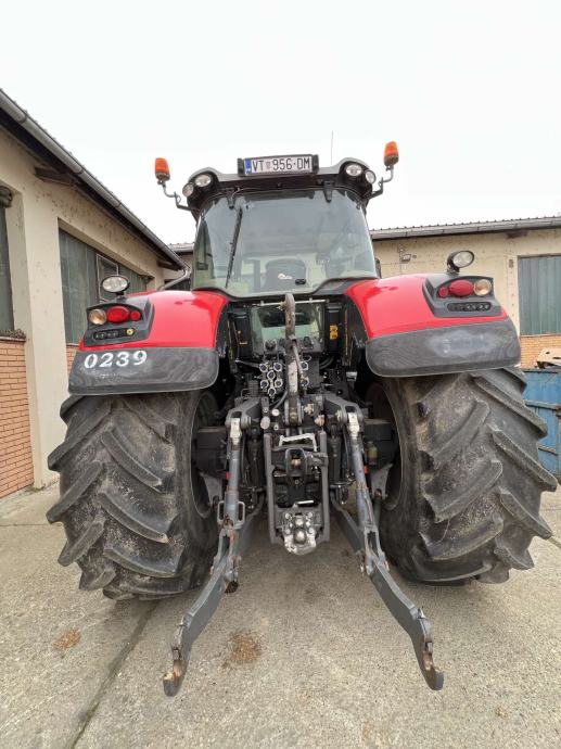 Traktor Massey Ferguson 8660 2813