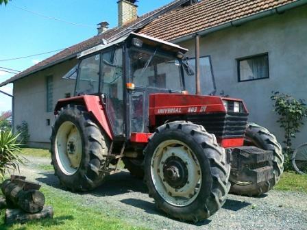 traktor Universal 803 DT