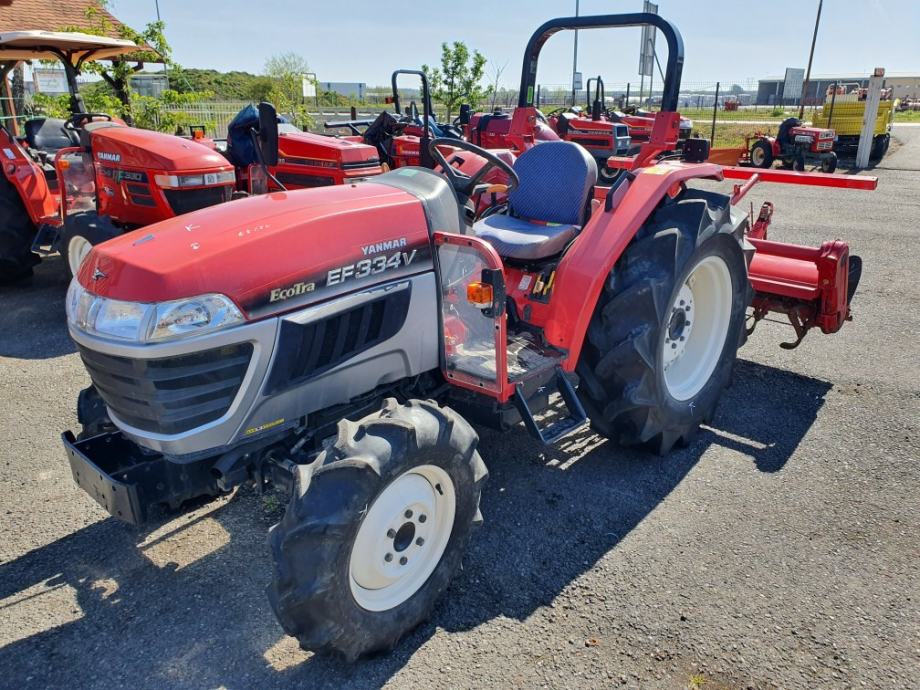 TRAKTOR YANMAR EF334V