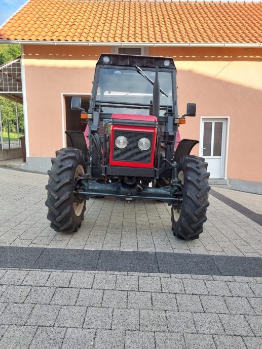 Traktor Zetor 5245