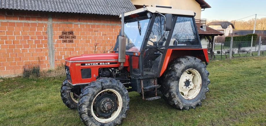 Traktor Zetor 6045