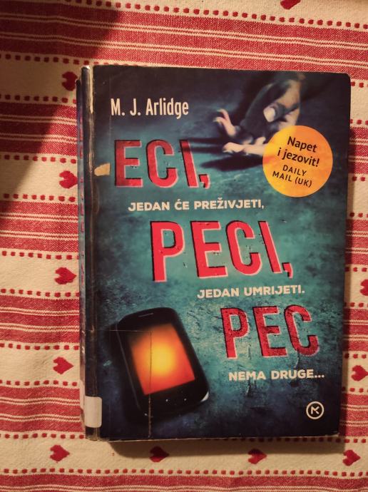 M.J. Arlidge: Eci, peci, pec