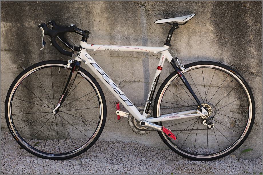 Fuji Roubaix Pro kao iz dućana