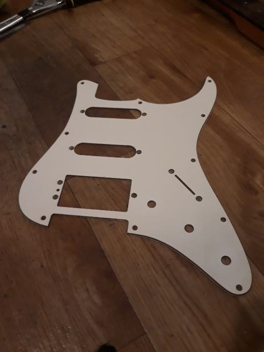 Pickguard za Strat HSS