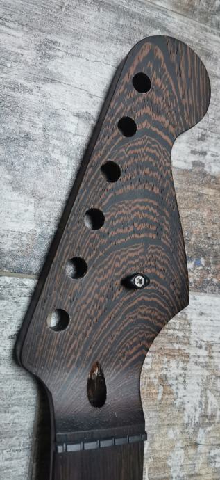 Strat neck wenge