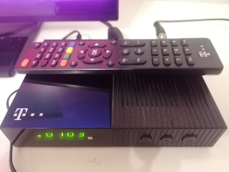 EVO TV prijemnik INTEK HD-T52IR, ispravan, slobodan za aktivaciju.