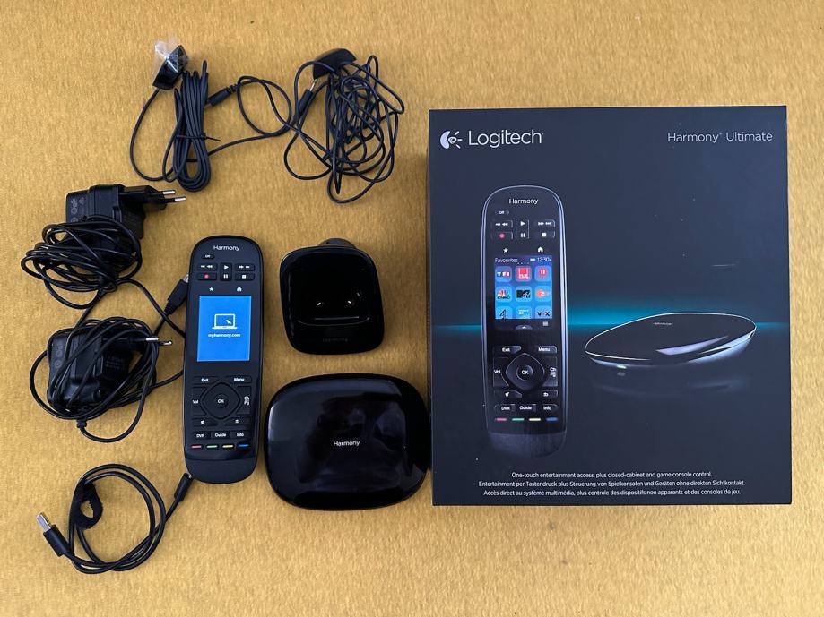 Logitech Harmony Ultimate + Hub