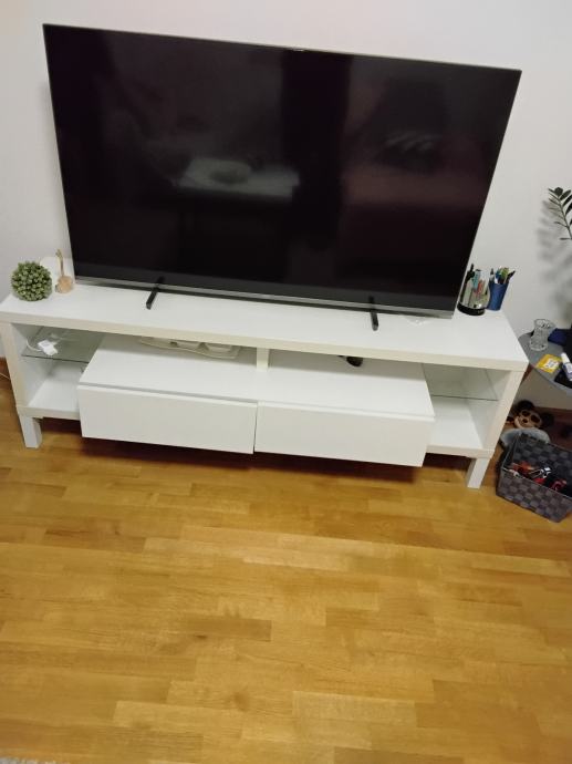 Prodajem elemenat za TV 160x40x40,komada 132x105,x40,polica viseća 160