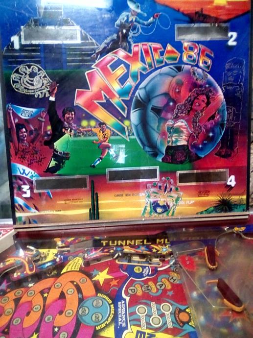 Pinball Zaccaria Mexico86. Original back glass