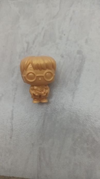 Harry Potter Zlatna Kinder Joy Figura