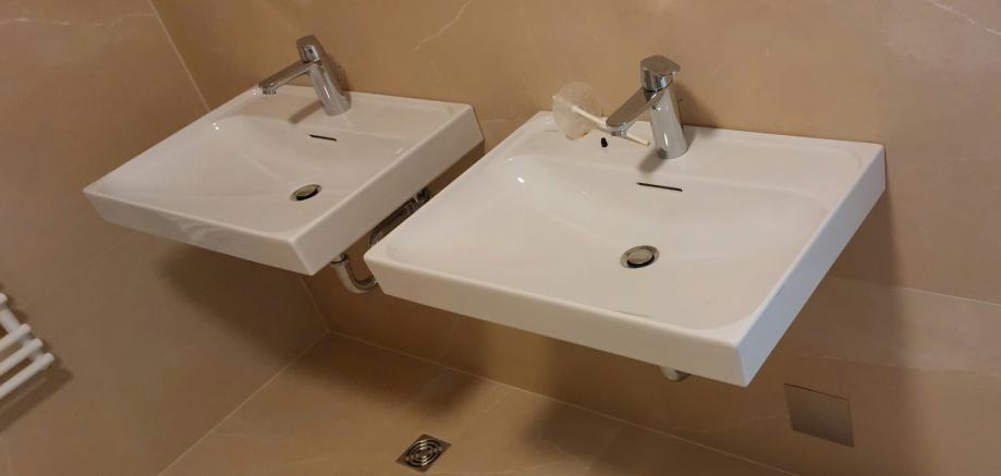 Umivaonik Laufen + Grohe mješalica vode (3 kom)