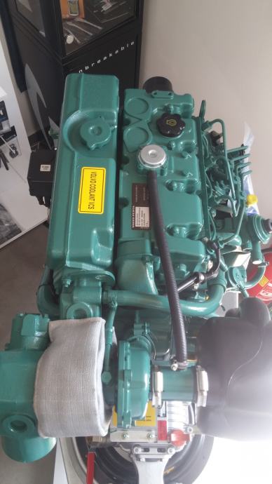 Volvo penta d2 75