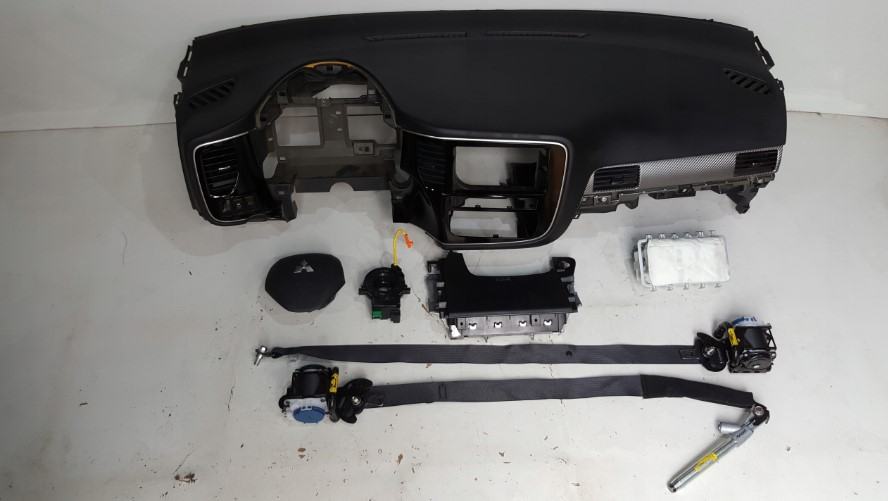 Mitsubishi Outlander set Zračnih Jastuka (Airbag Kit)