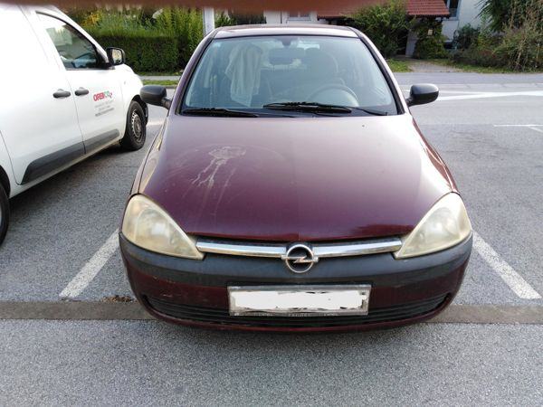 Opel Corsa dijelovi unutrašnjosti