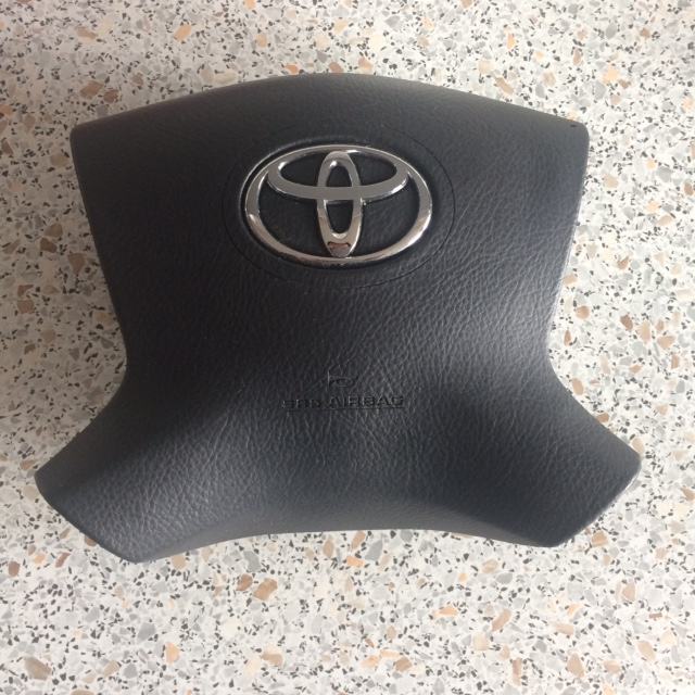 Toyota avensis airbag