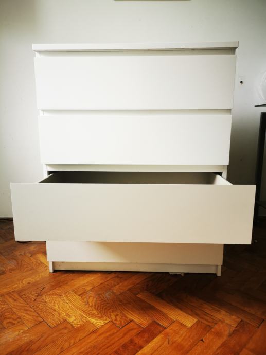 IKEA Malm komoda s 4 ladice