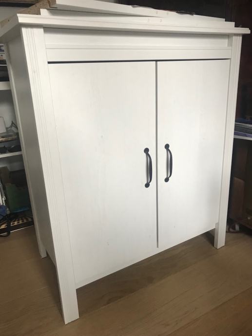 Bijela IKEA komoda