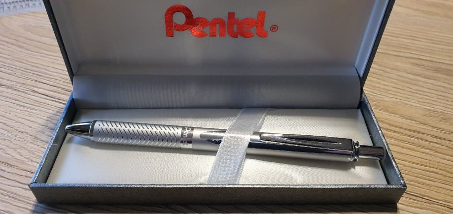 Pentel liquid gel BL407 penkala