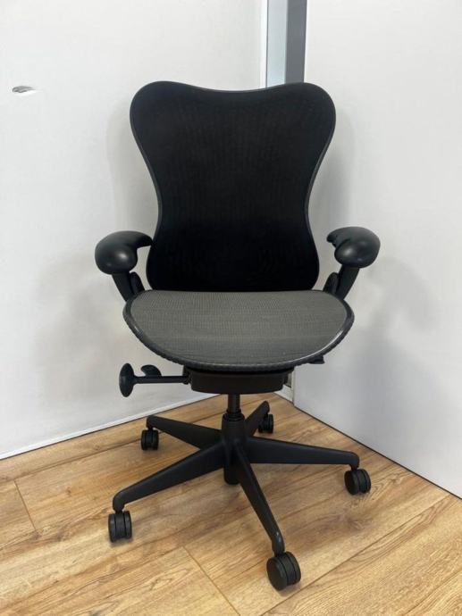 Refurbished Herman Miller Mirra Full Option Graphite - Uredska stolica