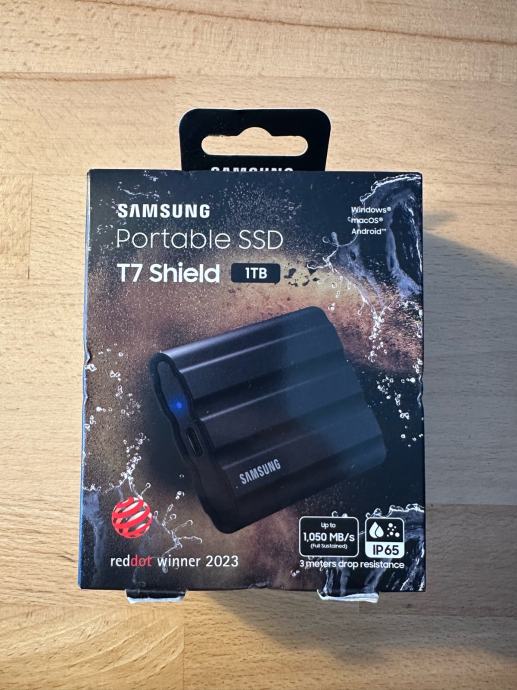 SSD prijenosni hard Samsung Shield T7 1TB