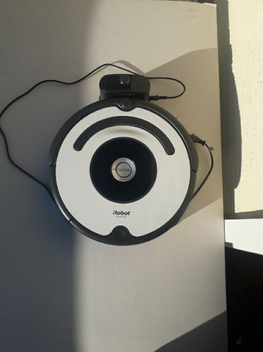 iROBOT Roomba 675