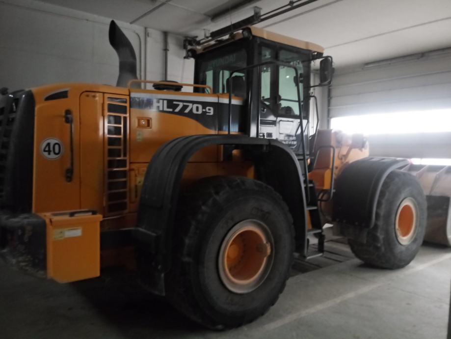 Hyundai hl 770 9s