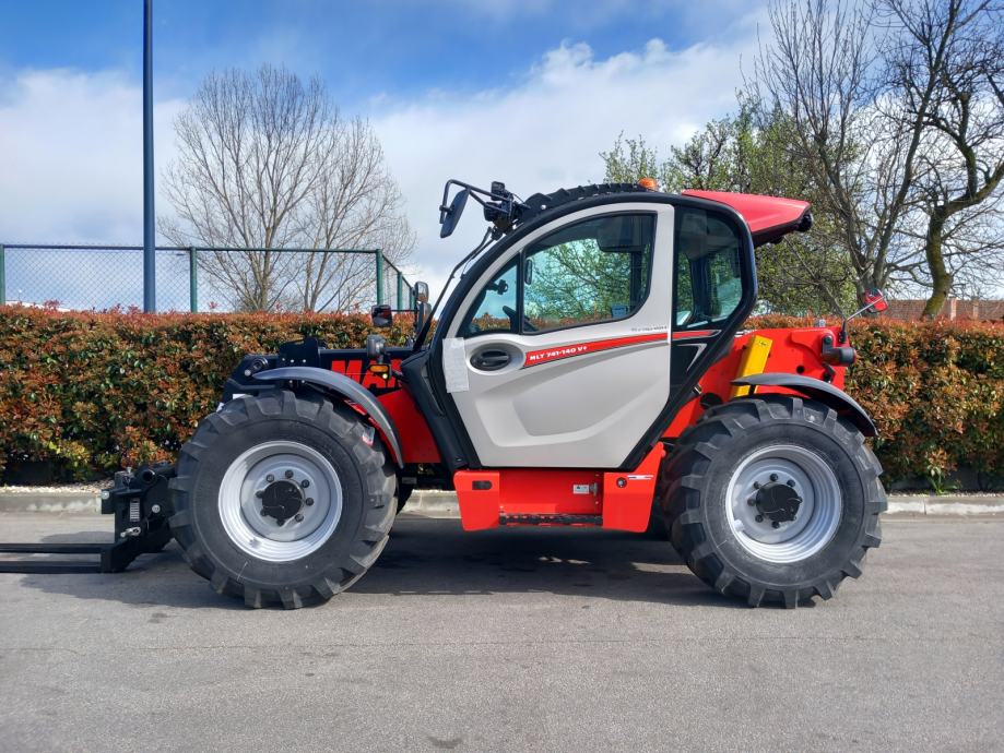 Teleskopski utovarivač Manitou MLT 741-140 V+