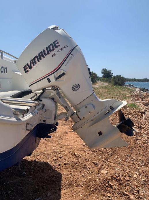 Evinrude e-tec 90