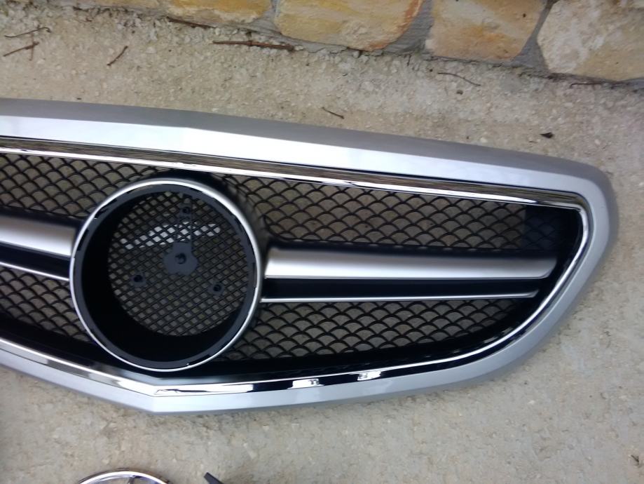 Mercedes Benz E Klasa W S Maska Grill Amg Silver