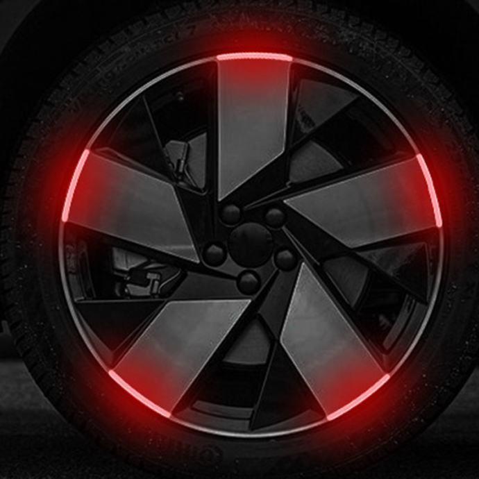 Set reflektirajućih naljepnica za glavčinu kotača automobila - crvena