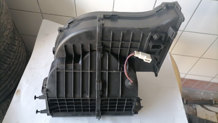 Ford ka motor ventilacije